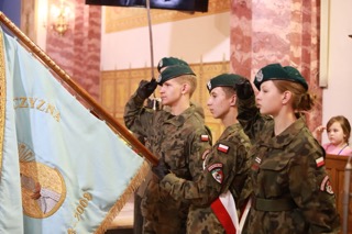 Uroczyste zgrupowanie Orląt i Strzelców Związku Strzeleckiego 